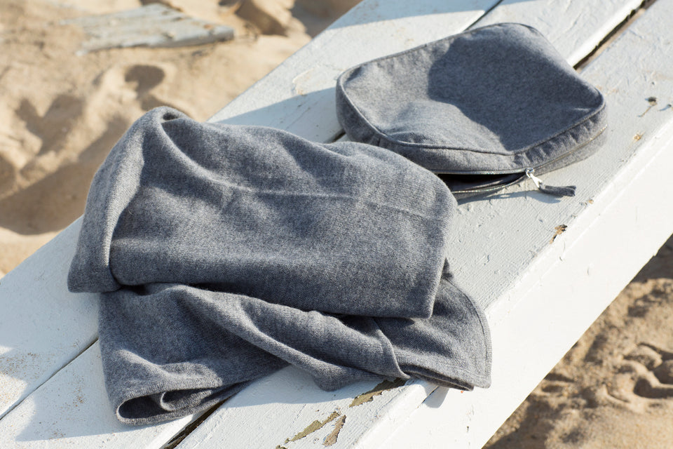 PAL's travel blanket